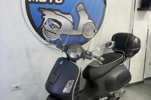 Piaggio Vespa 300 GTS