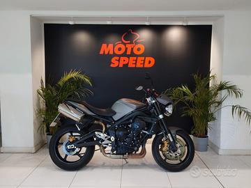 Triumph Street Triple R 675