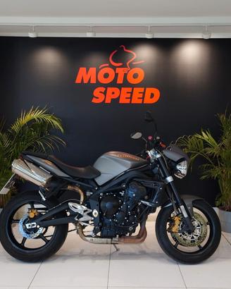 Triumph Street Triple R 675