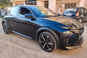 Lancia Ypsilon Hybrid e-DCT Edizione Cassina