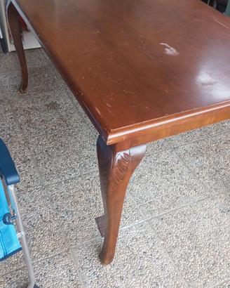 Tavolo in legno