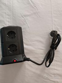 Colonnina multi ricarica con prese USB