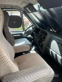 Camper puro Peugeot 2.5 turbo diesel