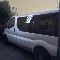 Furgone 9 posti