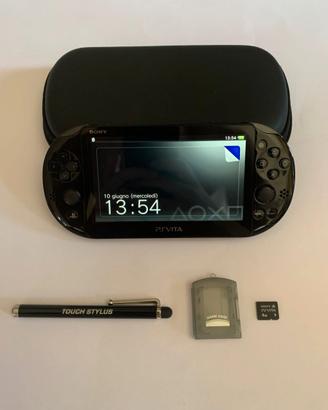 PsVita Versione 2000 + Custodia + Pennino