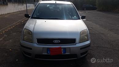 Ford Fusion 1.6 benzina