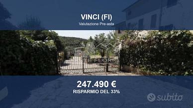 Immobile in asta di 247 m² con più di 5 locali a V