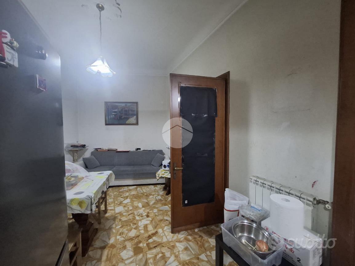 Appartamento – Genova, Certosa, Val Polcevera - Vista 2