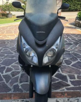 Ricambi honda sw-t 400