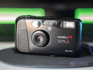 fotocamera compatta  35mm YASHICA T4
