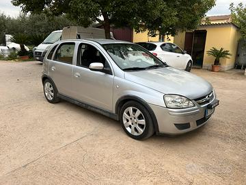 Opel corsa 2005