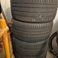 gomme estive 255 35 19 