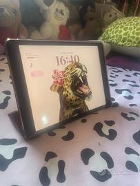 Apple iPad 2019, cover inclusa