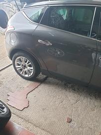 cerchi in lega lancia delta 