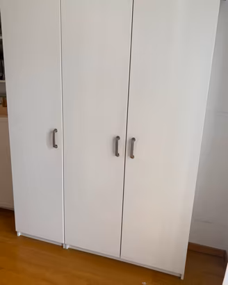 Armadio Ikea bianco
