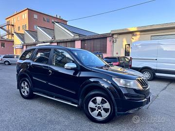 Mahindra XUV500 2.2 16V AWD W8