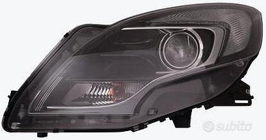 FARO OPEL ZAFIRA TOURER 2011