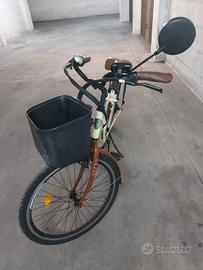 Bicicletta elettrica da donna