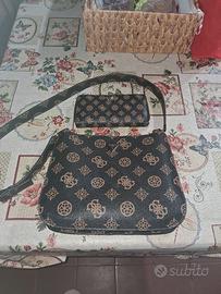 Borsa e portaglio Guess