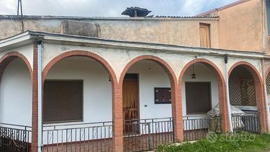 Caposchiera con Giardino a Decimomannu