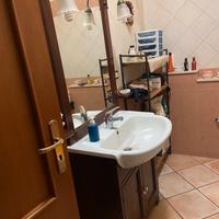 Mobile bagno con specchio