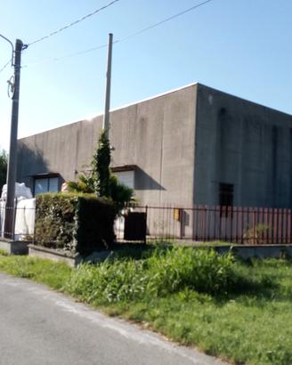 Disponibilità spazio di 1.000 mq per deposito e lo