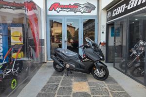 Kymco AK 575 Premium