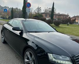 Audi A5 2.7 v6 190cv Anno 2011