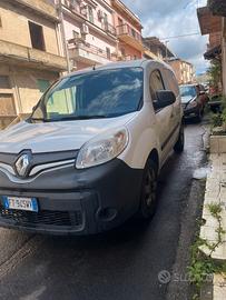 Renault Kangoo 1.5 con isolamento isotermico