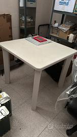 Tavolo con 4 sedie da esterno interno