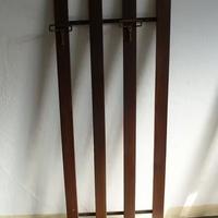 ATTACCAPANNI IN TEAK ANNI 60 DUE GANCI OTTONE