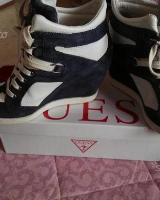 Scarpe Guess
