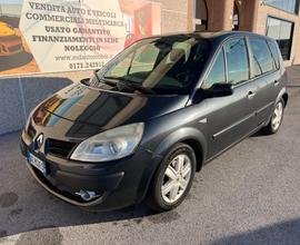 RENAULT Scénic 1.9 dCi 130 CV Dynamique