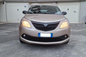 Lancia Ypsilon Hybrid