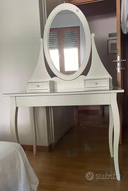 Specchiera Ikea bianca