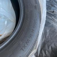 4 gomme usate poco.. Rinforzate