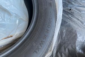 4 gomme usate poco.. Rinforzate