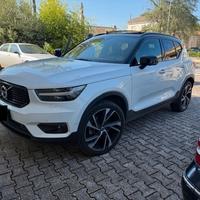 Volvo XC40 D3 AWD Geartronic R-design