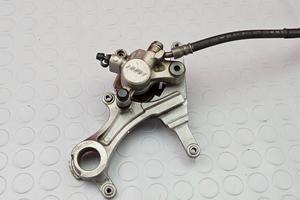 PINZA POSTERIORE KAWASAKI KXF 250 2006 2007 KX-F 2