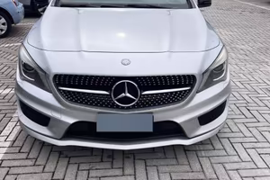MERCEDES CLA 220 CDI SHOOTINGBRAKE PREMIUM AMG PAC