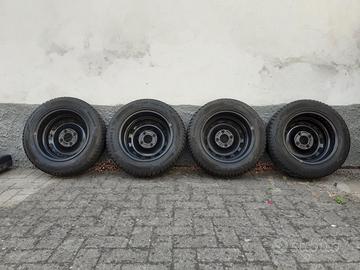 Pneumatici M+S con cerchi Fiesta 2010 175/65 R14