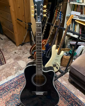 Epiphone FT 320 SCE