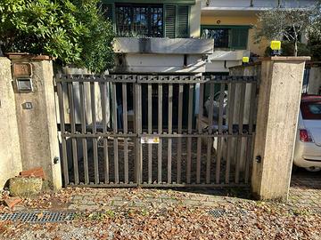 Cancello di ferro carrabile+ pedonale