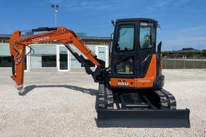 MINIESCAVATORE HITACHI ZX 55U 6-CK