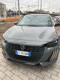 Peugeot 2024 GT - Pari al nuovo, solo 4000km
