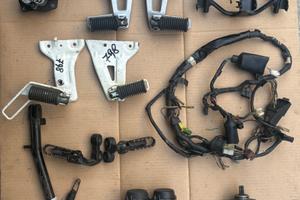 SUZUKI DR 800 BIG - MATERIALE VARIO