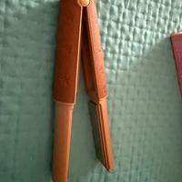 Piastra per capelli a batteria