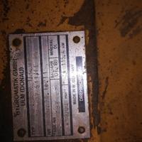 pompa 200 quintali escavatore hidromatic 115