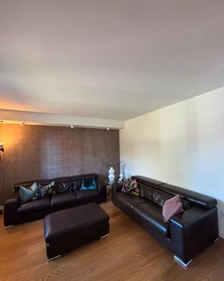 Divani manifattura artigianale in vera pelle