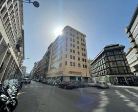 Ungheria-Ruggero Settimo:ufficio 5° piano-270 mq